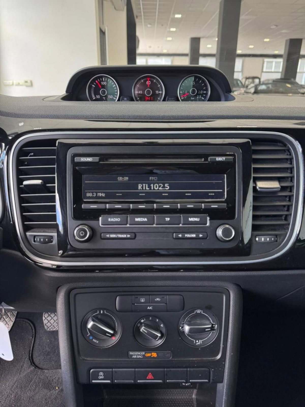 Volkswagen Maggiolino 1.2 TSI Design (13)