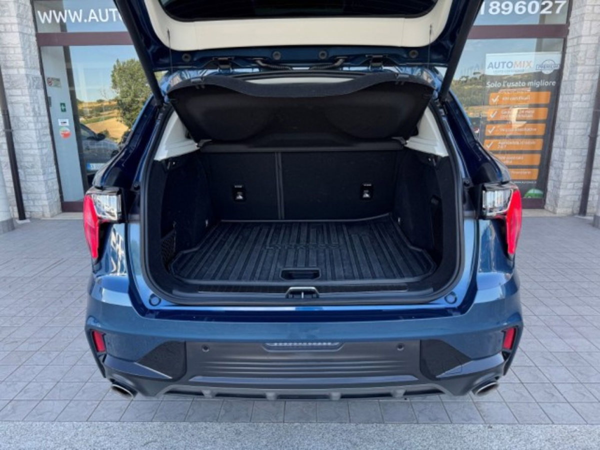 Lynk & Co 01 01 1.5 td phev (14)