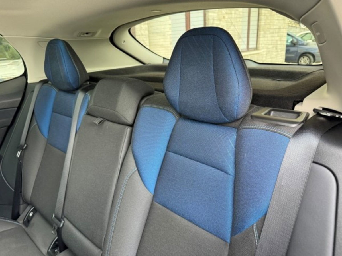 Lynk & Co 01 01 1.5 td phev (18)