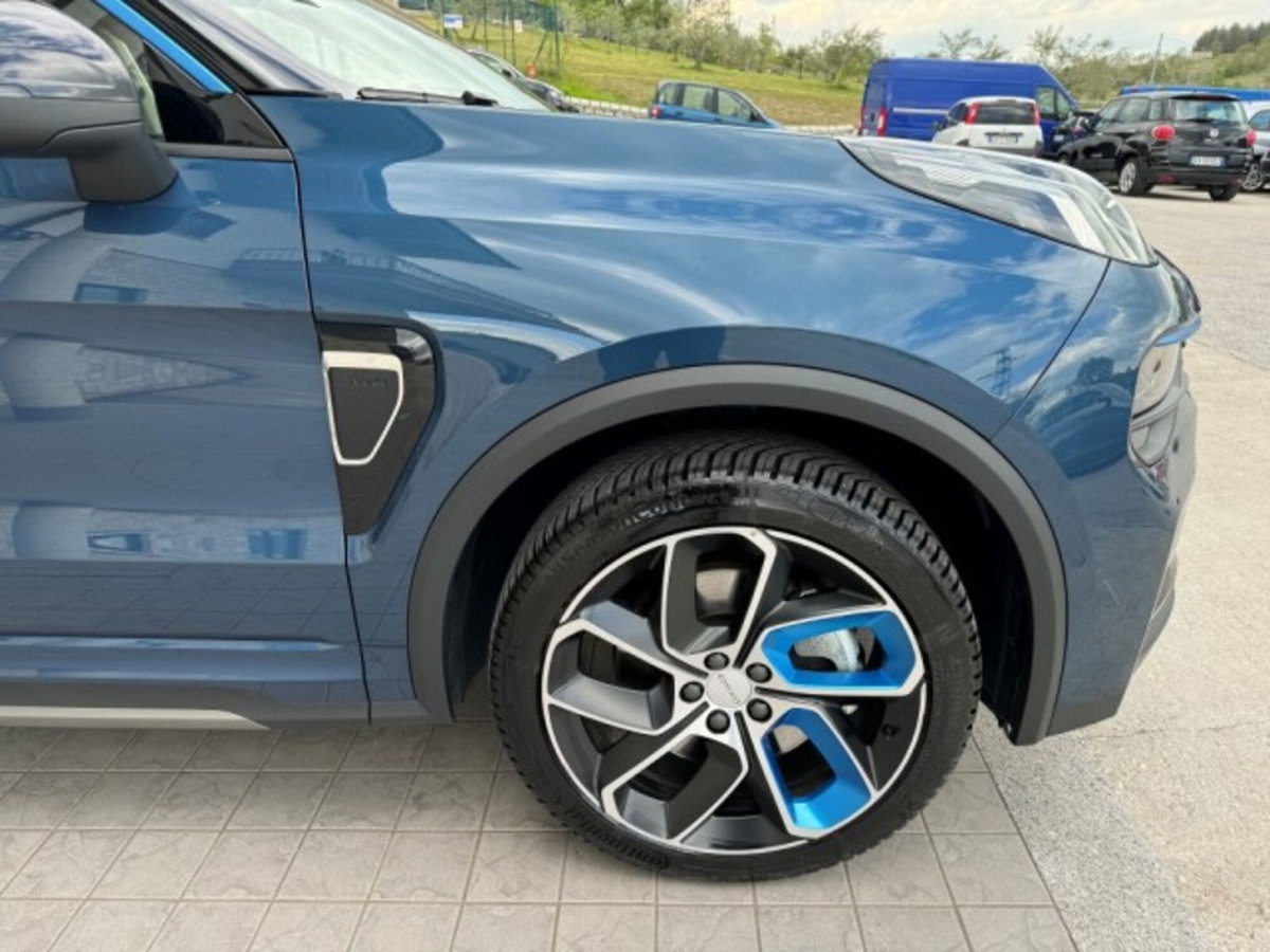 Lynk & Co 01 01 1.5 td phev (13)