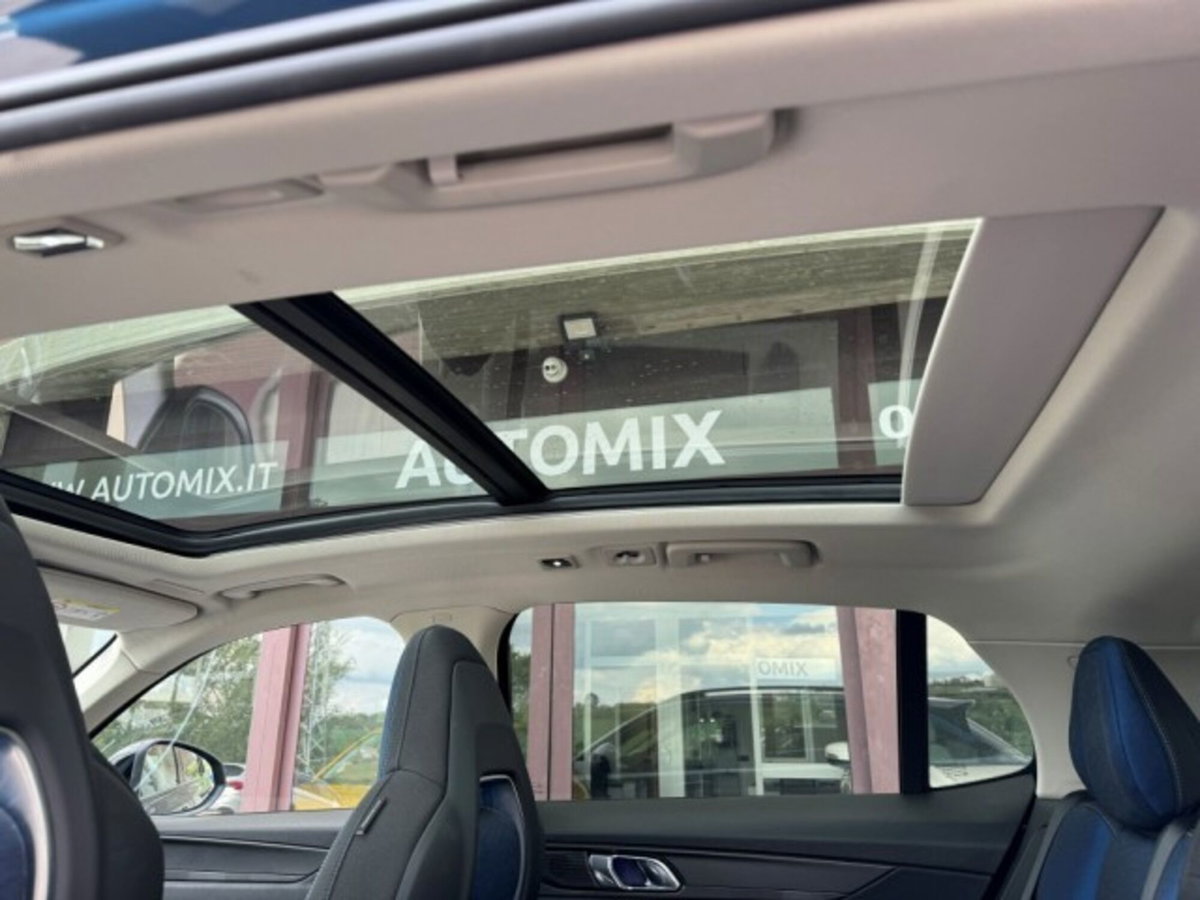 Lynk & Co 01 01 1.5 td phev (15)