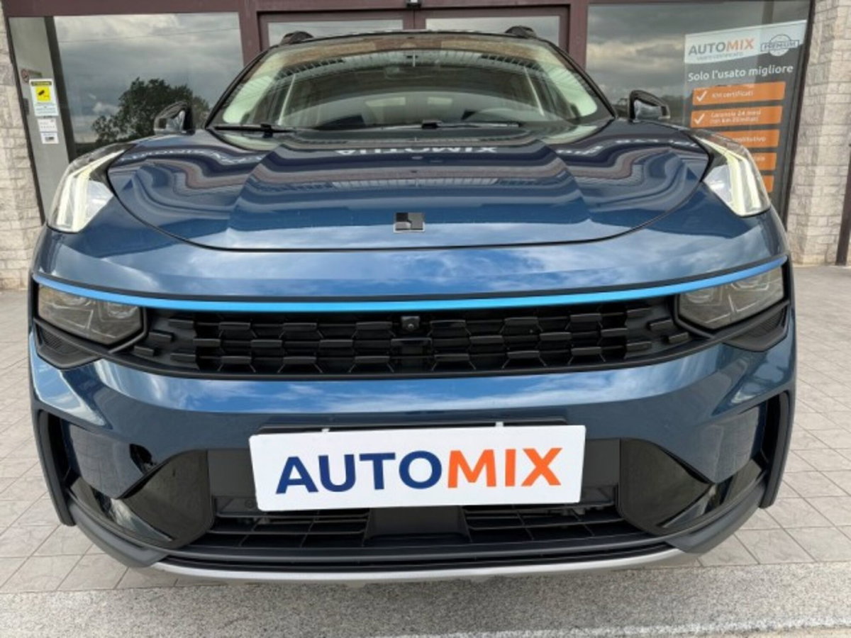 Lynk & Co 01 01 1.5 td phev (8)