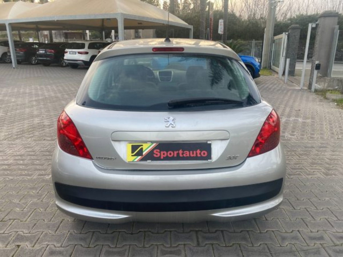Peugeot 207 HDi 90CV 5p. XS (10)