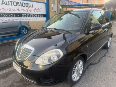 Lancia Ypsilon 1.2 69 CV Unyca usata