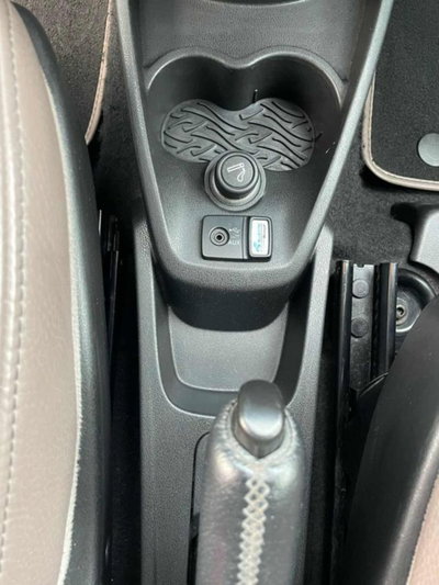 Lancia Ypsilon 1.3 MJT 16V 95 CV 5 porte S&S Elle (15)