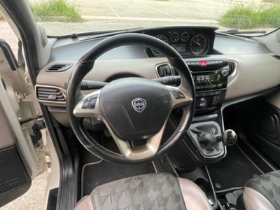 Lancia Ypsilon 1.3 MJT 16V 95 CV 5 porte S&S Elle (16)