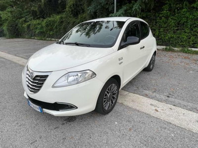 Lancia Ypsilon 1.3 MJT 16V 95 CV 5 porte S&S Elle (4)