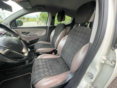 Lancia Ypsilon 1.3 MJT 16V 95 CV 5 porte S&S Elle (8)