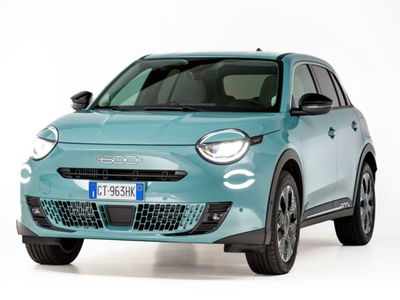 Fiat 600 1.2 hybrid La Prima 110cv auto nuova