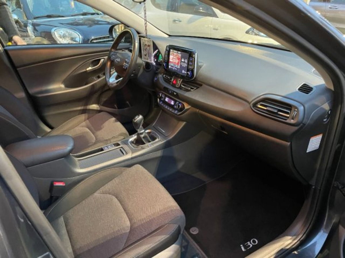 Hyundai i30 Station Wagon 1.0 t-gdi 48V Prime 120cv dct (10)
