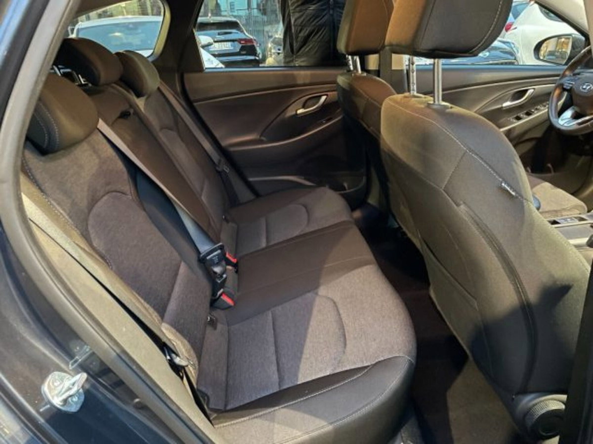 Hyundai i30 Station Wagon 1.0 t-gdi 48V Prime 120cv dct (11)