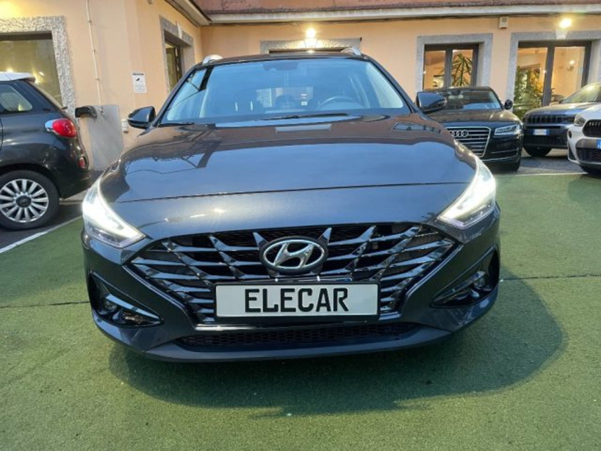 Hyundai i30 Station Wagon 1.0 t-gdi 48V Prime 120cv dct (2)