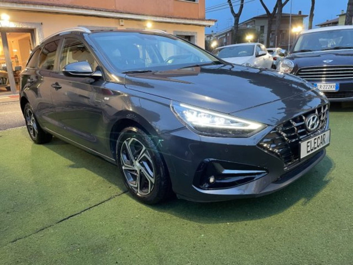 Hyundai i30 Station Wagon 1.0 t-gdi 48V Prime 120cv dct (3)