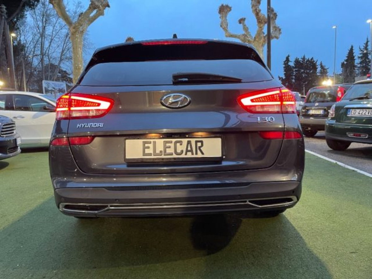 Hyundai i30 Station Wagon 1.0 t-gdi 48V Prime 120cv dct (6)