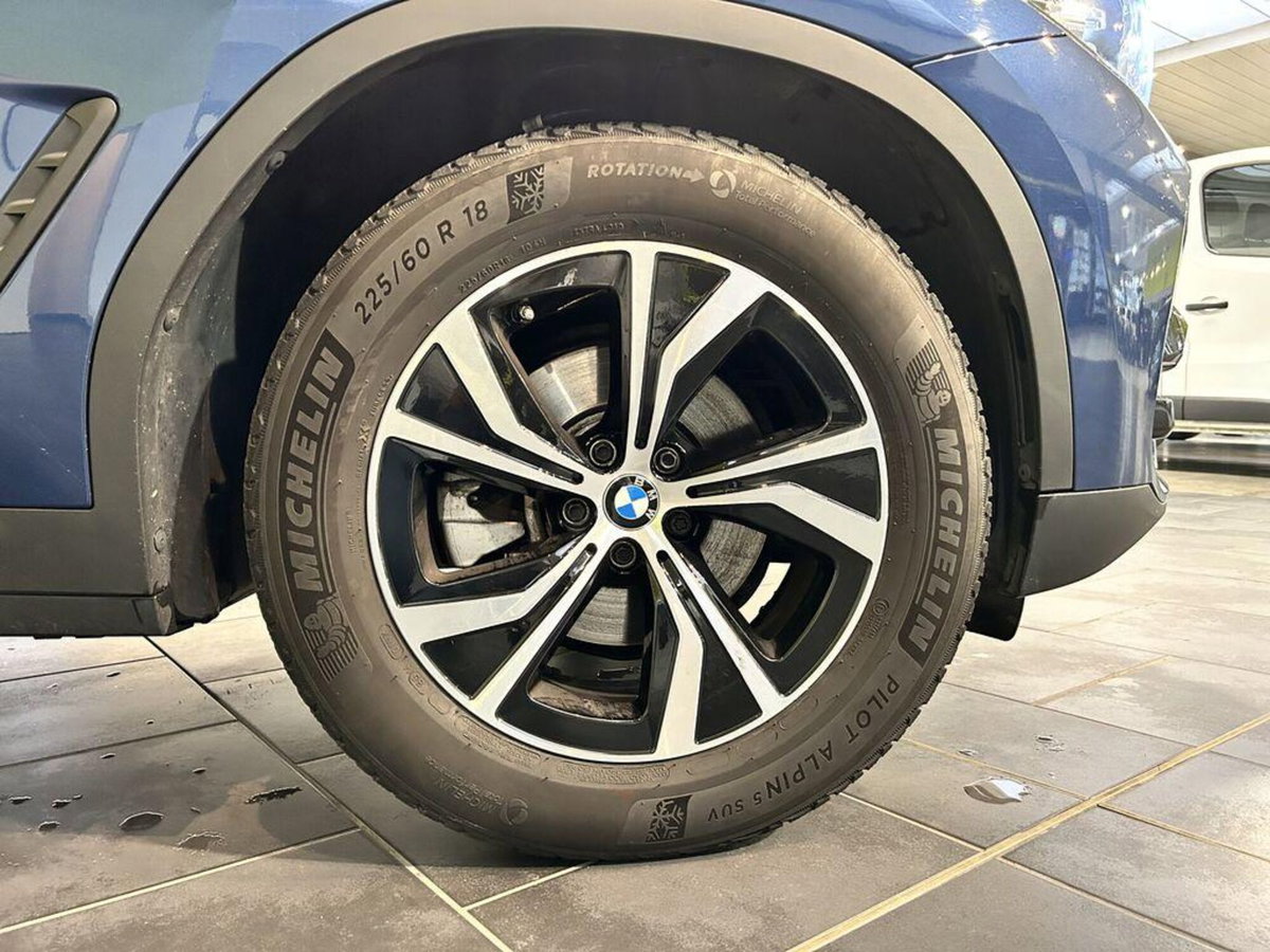 BMW X3 xdrive20d mhev 48V auto (6)