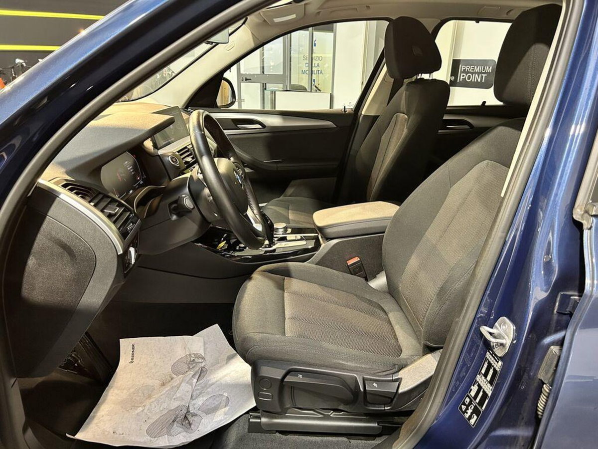 BMW X3 xdrive20d mhev 48V auto (7)