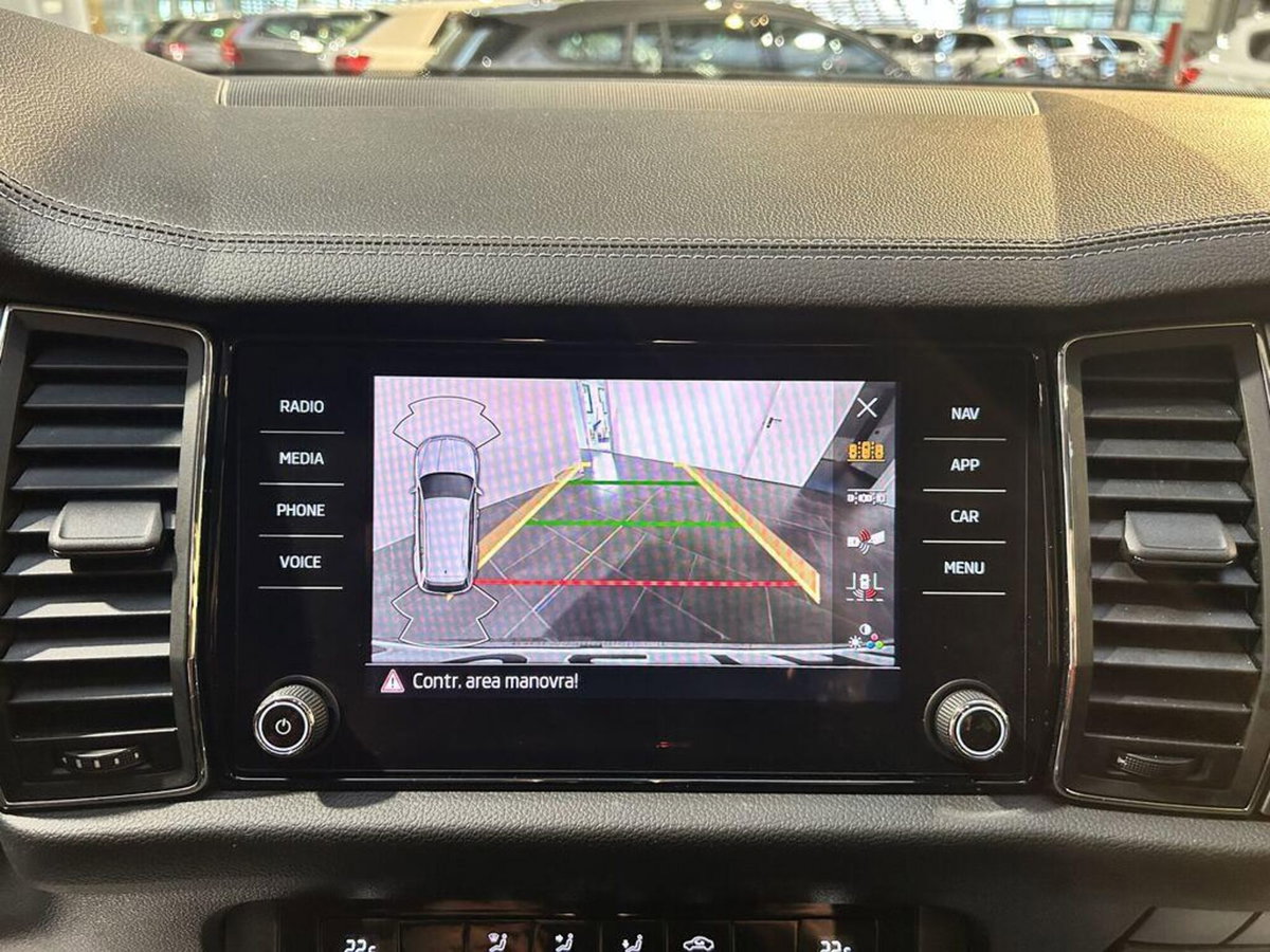 Skoda Kodiaq 2.0 TDI EVO SCR DSG Executive (15)