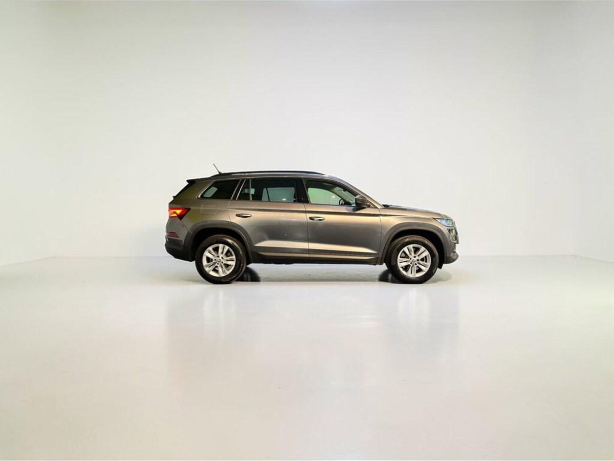 Skoda Kodiaq 2.0 TDI EVO SCR DSG Executive (5)
