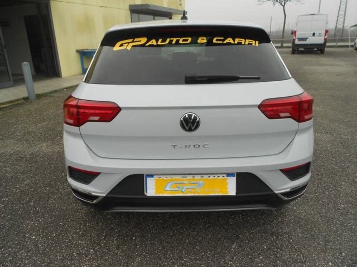 Volkswagen T-Roc 1.5 tsi Life dsg (2)