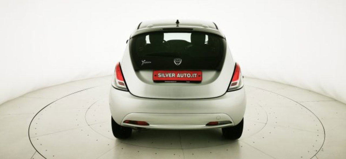 Lancia Ypsilon 1.3 MJT 16V 95 CV 5 porte S&S Gold (6)