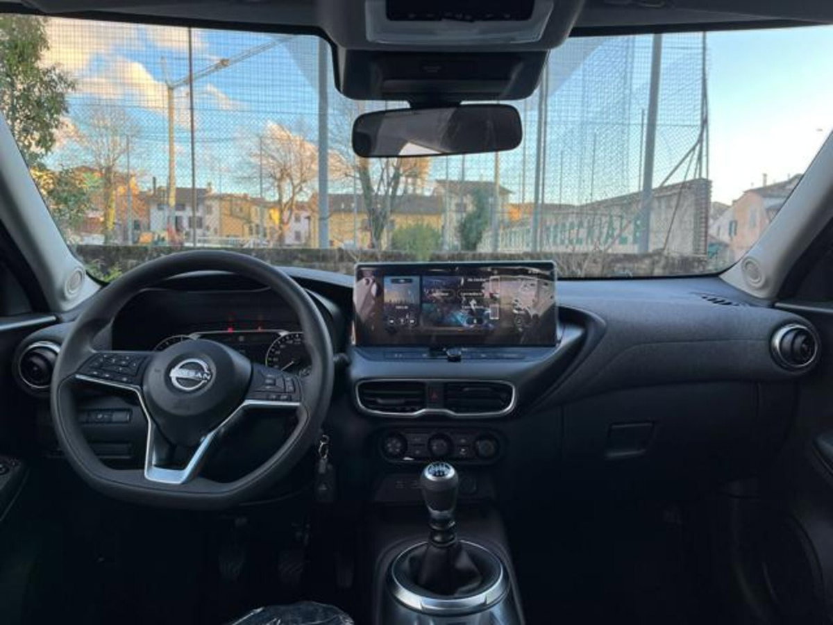 Nissan Juke 1.0 dig-t Acenta 114cv (6)