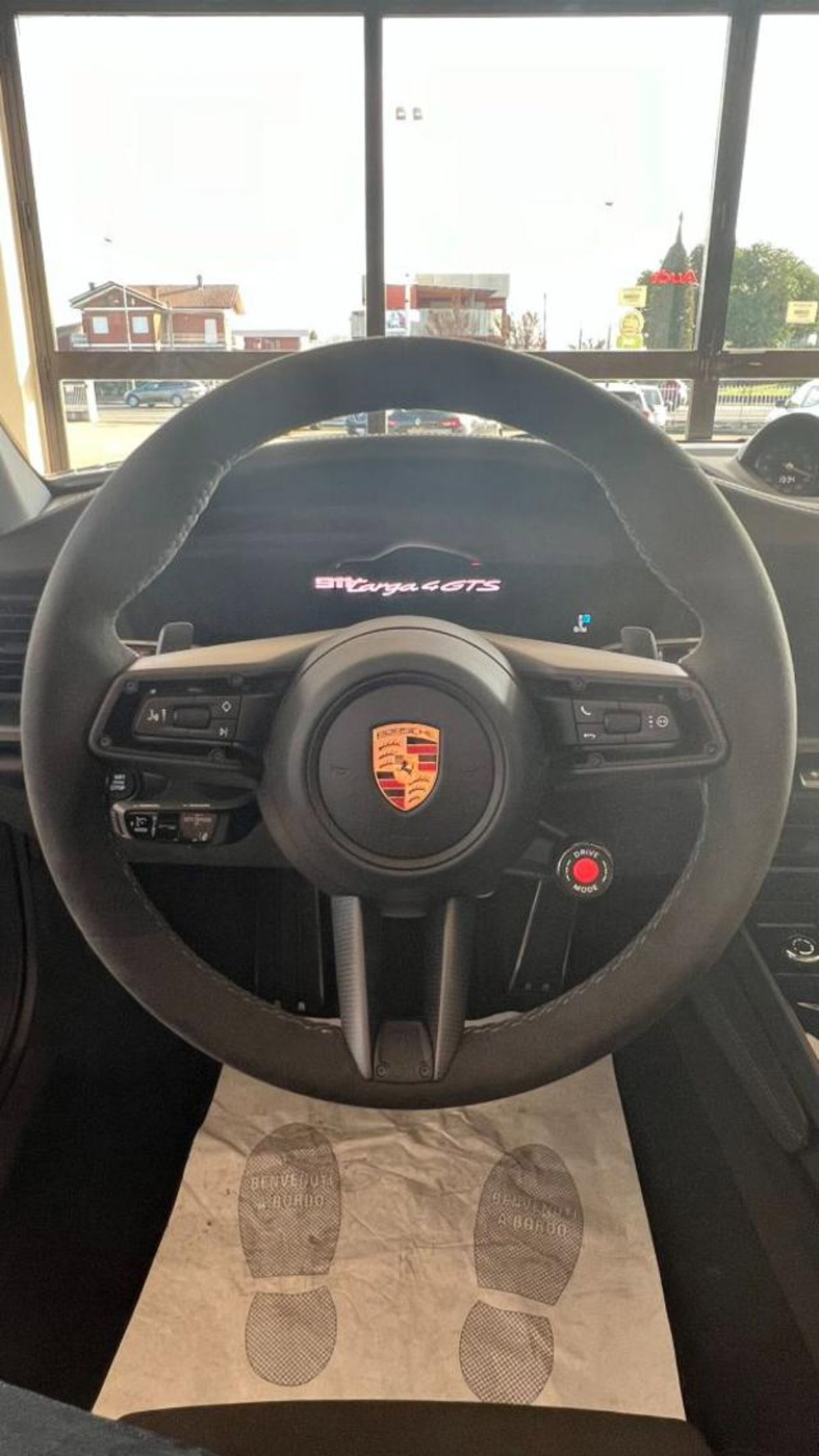 Porsche 911 Cabrio Targa 3.6 4 GTS auto (7)