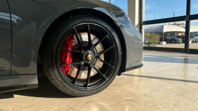 Porsche 911 Cabrio Targa 3.6 4 GTS auto (8)