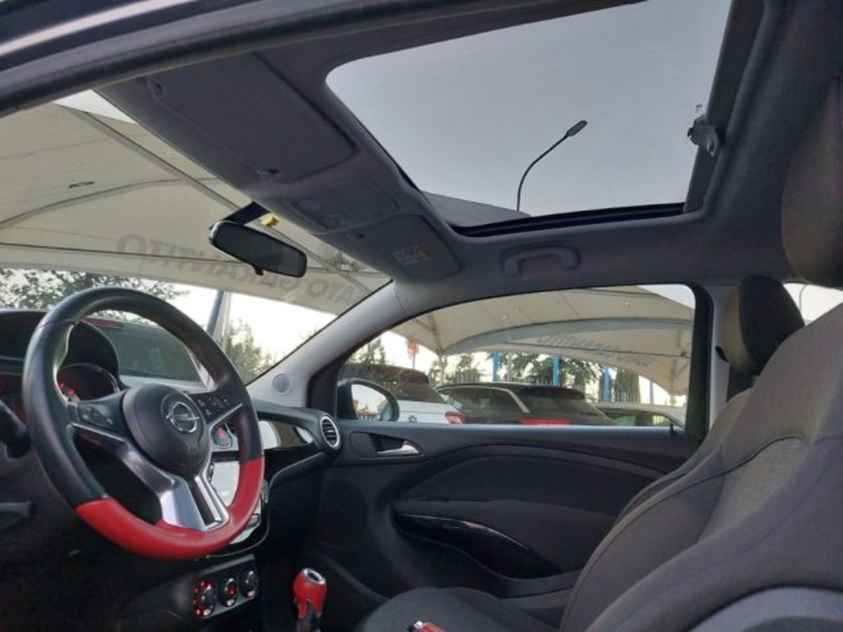 Opel Adam 1.2 70 CV Glam Factor (7)