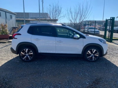 Peugeot 2008 Turbo 110 EAT6 S&S Black Matt (4)