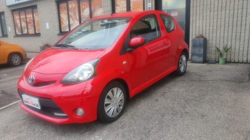Toyota Aygo 1.0 12V VVT-i 3 porte Orange Connect