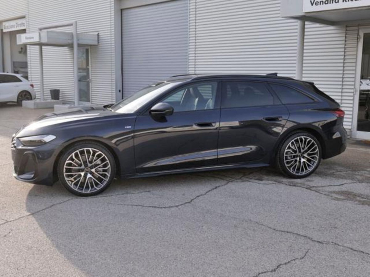 Audi A5 Avant 2.0 tdi mhev+ S line edition 204cv s-tronic (2)