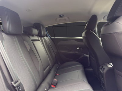 Peugeot 308 PureTech Turbo 130 S&S Allure Pack (19)