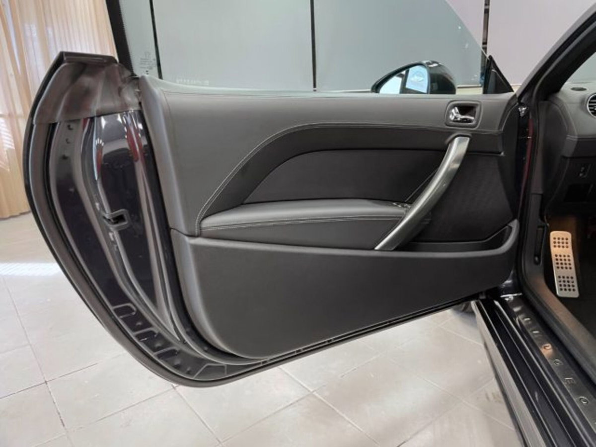 Peugeot RCZ 1.6 THP 200CV (15)