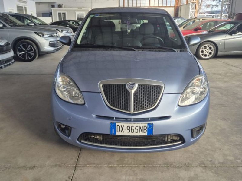 Lancia Ypsilon 1.2 Versus