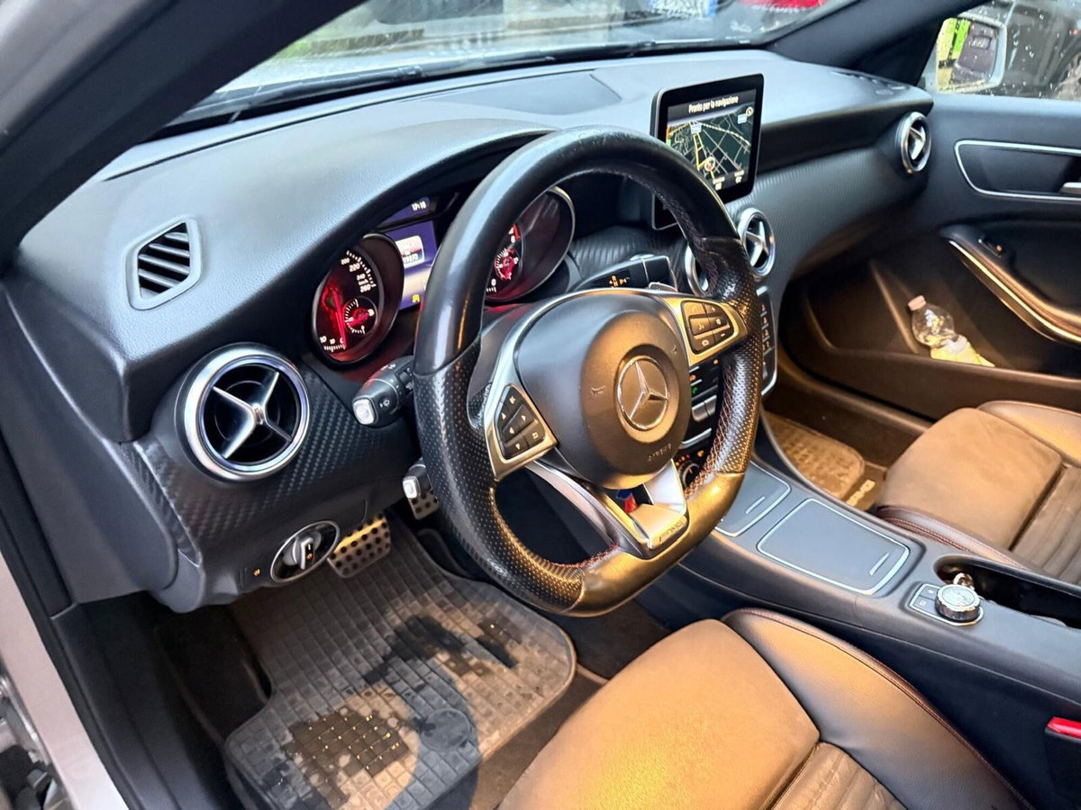 Mercedes-Benz Classe A 200 d Automatic Premium (13)