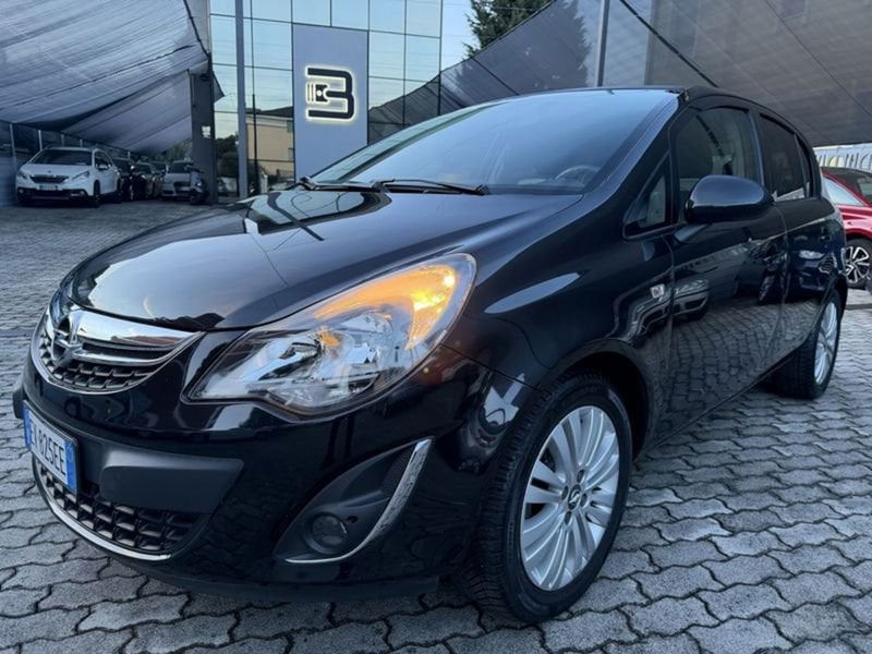 Opel Corsa 1.2 5 porte Elective