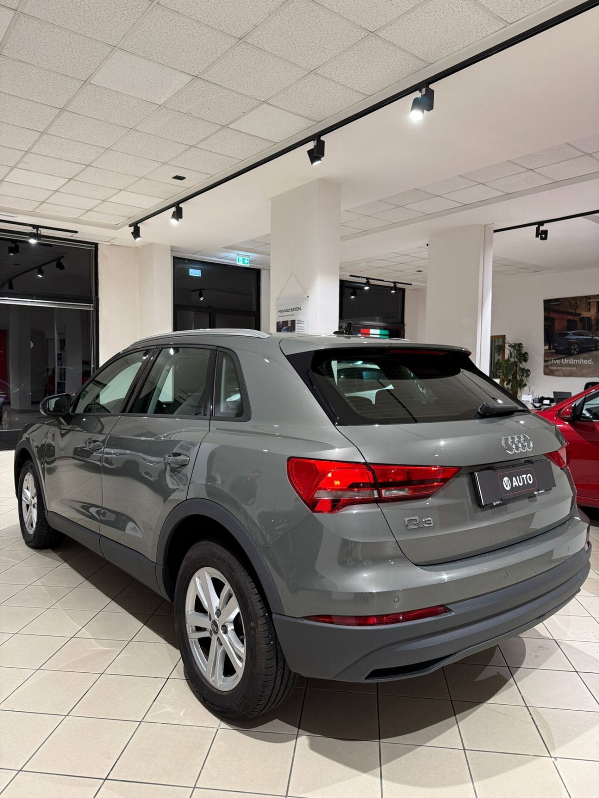 Audi Q3 Sportback 35 TDI quattro S tronic S line edition (5)