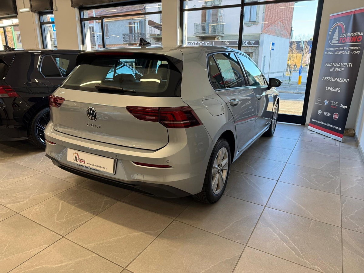 Volkswagen Golf 1.5 TSI 150 CV EVO ACT R-Line (4)