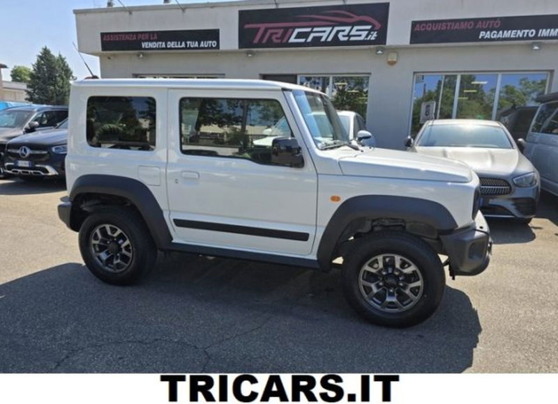 Suzuki Jimny 1.5 5MT Top