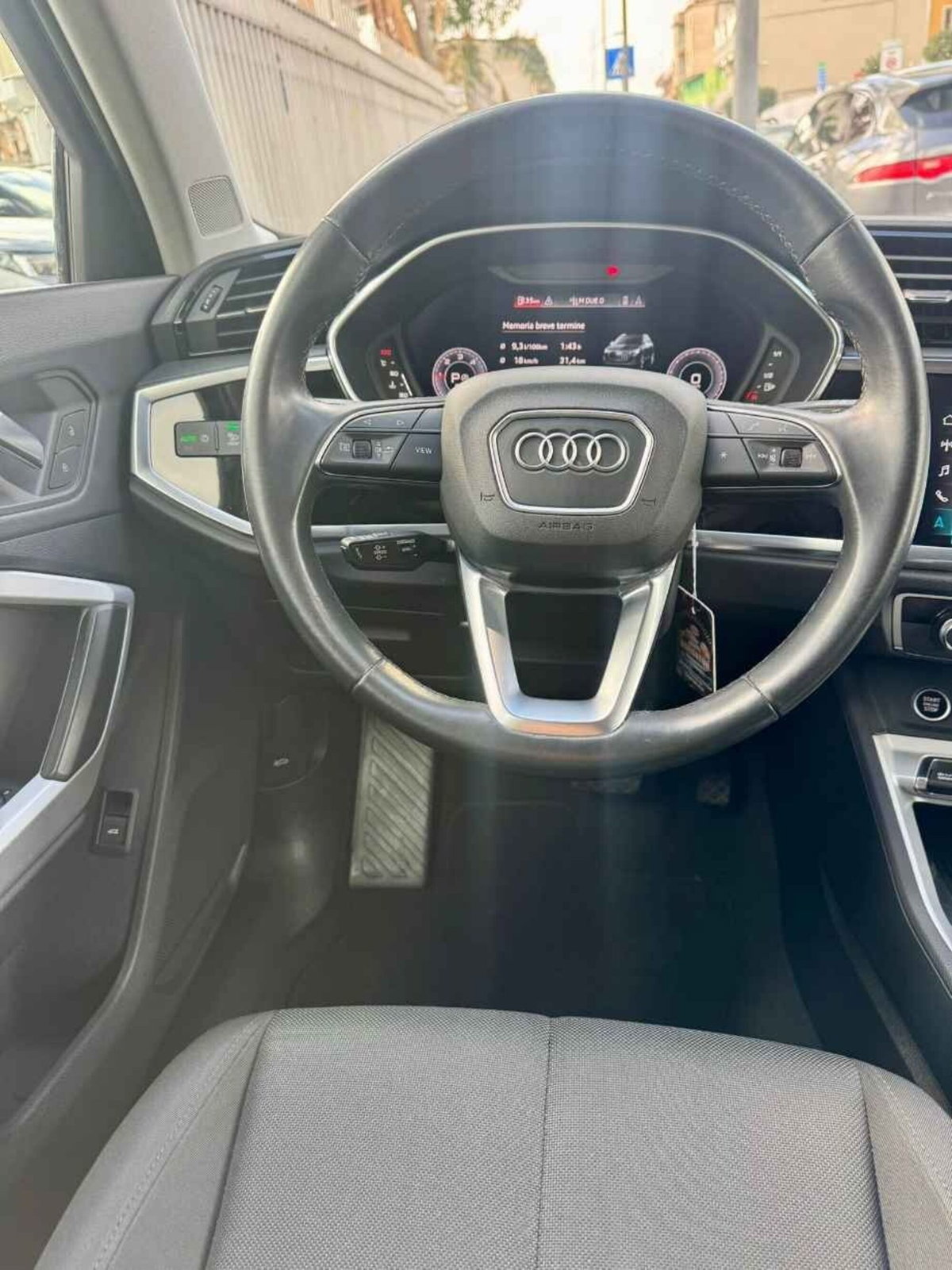 Audi Q3 Sportback 35 TDI quattro S tronic S line edition (16)