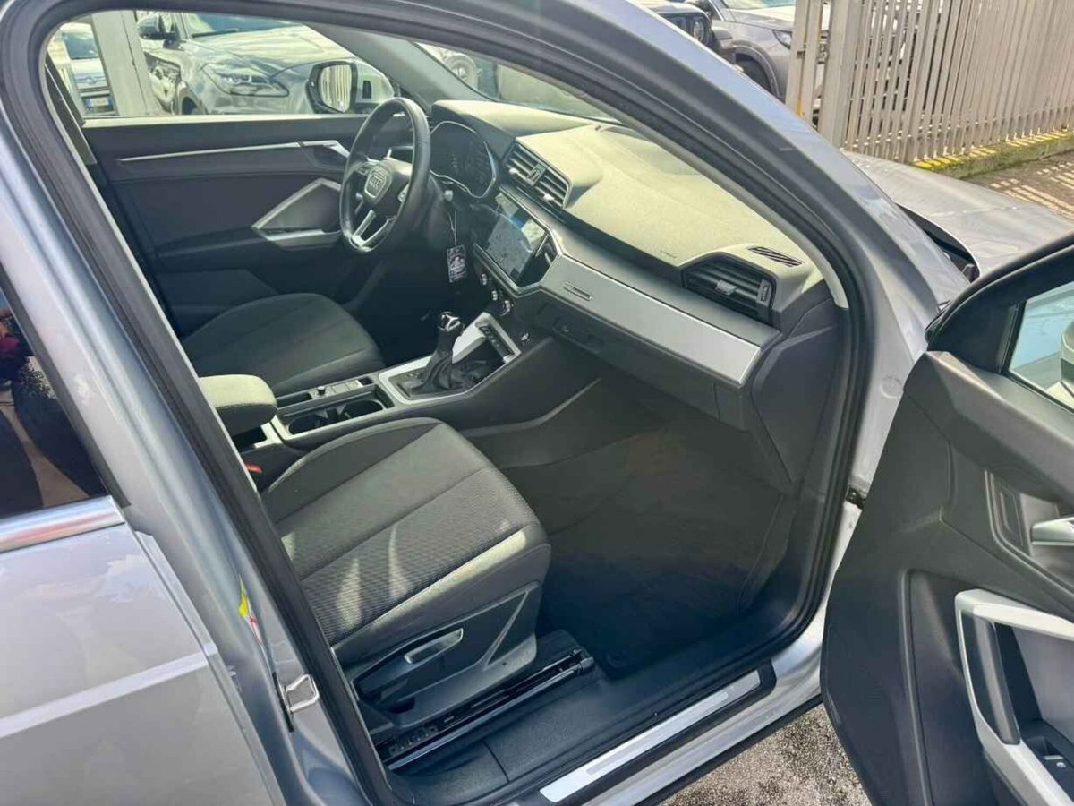 Audi Q3 Sportback 35 TDI quattro S tronic S line edition (17)
