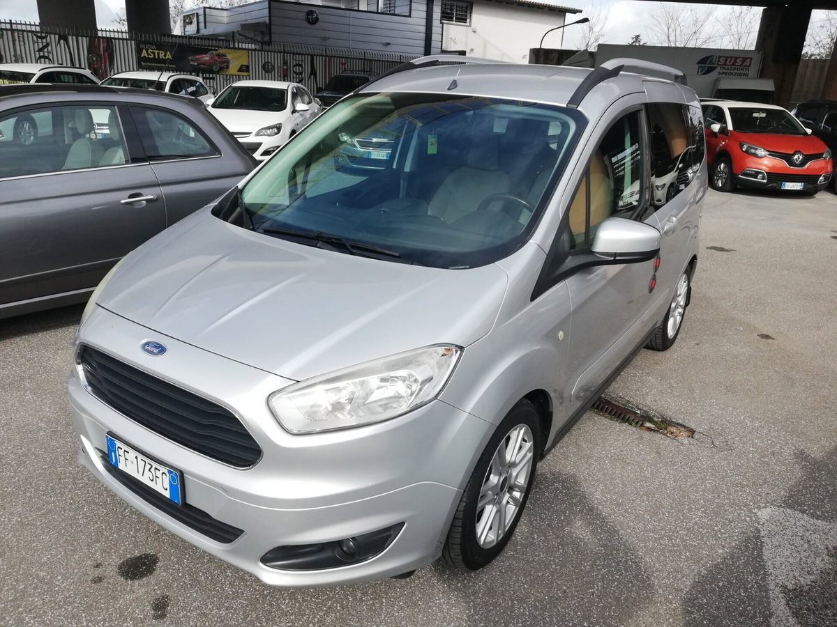 Ford Tourneo Courier 1.0 EcoBoost 100 CV Titanium (3)