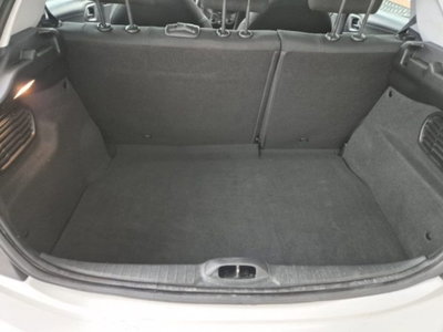 Peugeot 208 HDi 68 CV 5 porte Business (13)