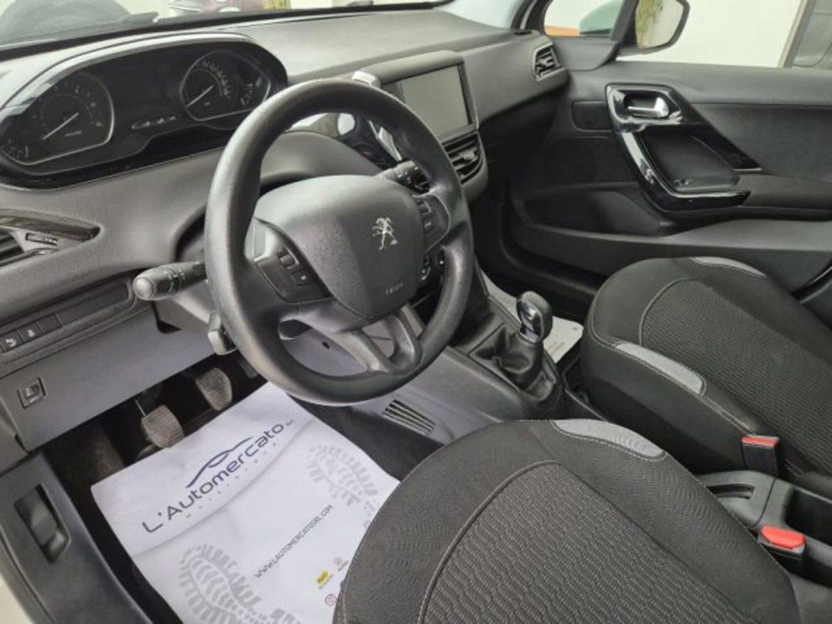 Peugeot 208 HDi 68 CV 5 porte Business (6)