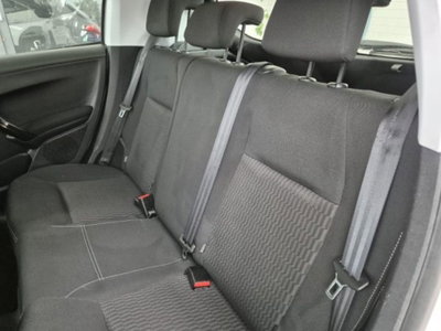 Peugeot 208 HDi 68 CV 5 porte Business (8)