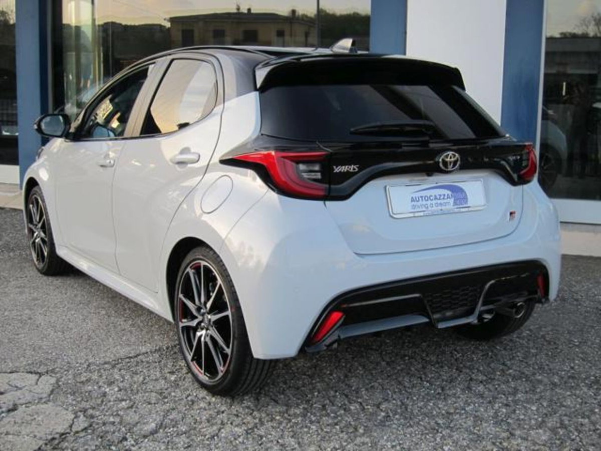 Toyota Yaris GR Sport 130 GR Sport (12)