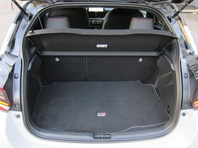 Toyota Yaris GR Sport 130 GR Sport (13)