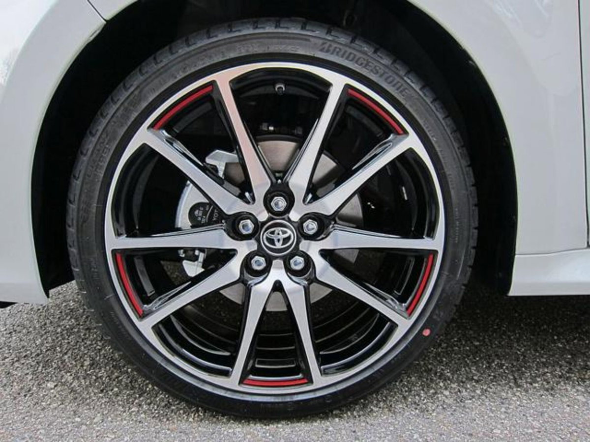 Toyota Yaris GR Sport 130 GR Sport (14)