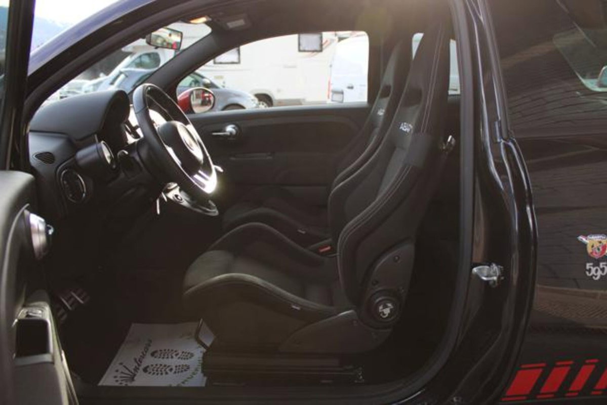 Abarth 595 595 1.4 Turbo T-Jet 165 CV (11)