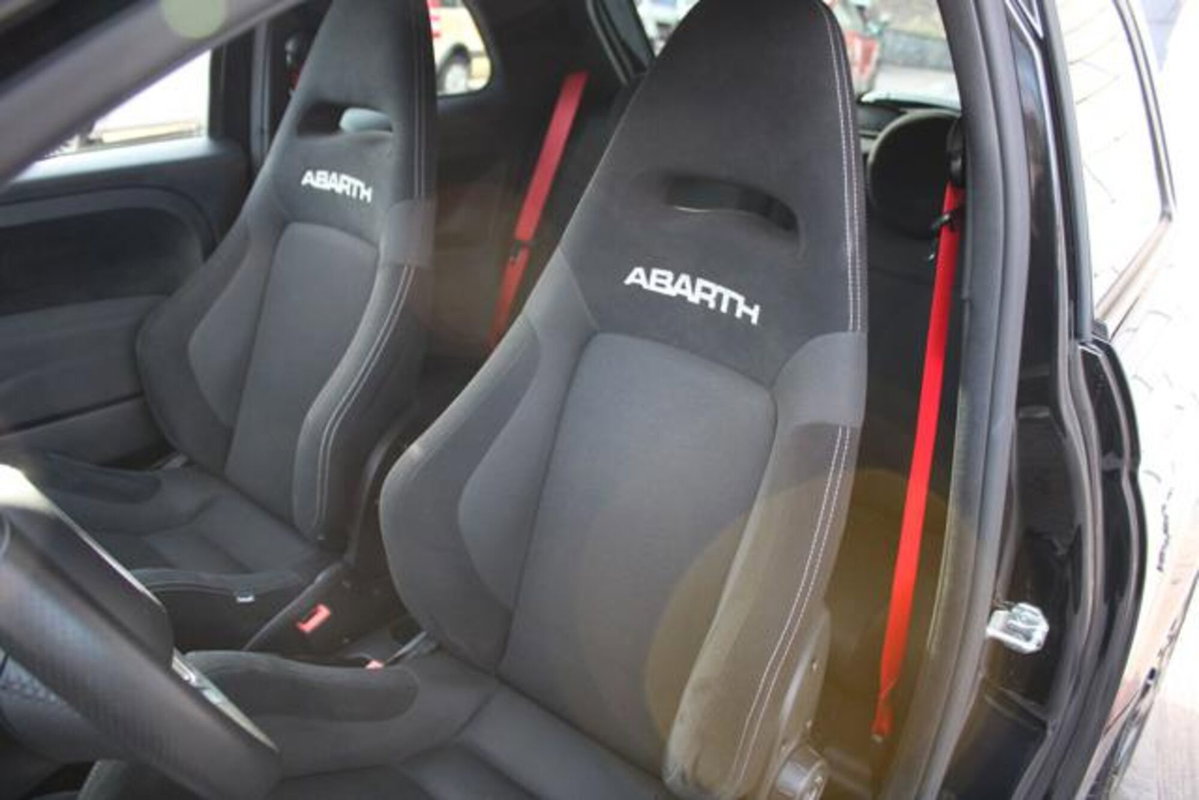 Abarth 595 595 1.4 Turbo T-Jet 165 CV (12)